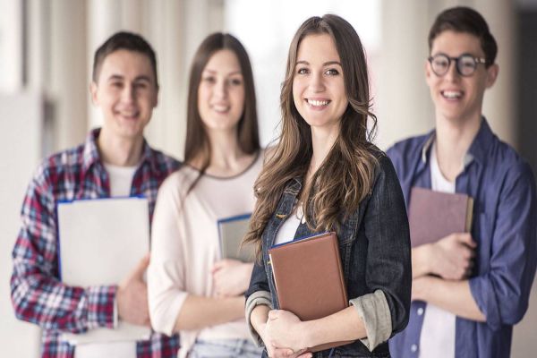 Desde 2019, mais de 15 mil adolescentes já foram beneficiados pelo Jovem Aprendiz