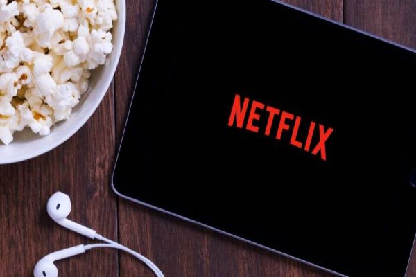 Netflix lançará pacote gratuito com anúncios no Brasil? Entenda essa historia!