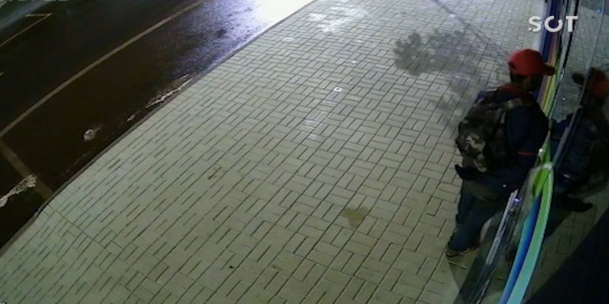 Loja de tintas é furtada na Avenida Papagaios, no Bairro Floresta