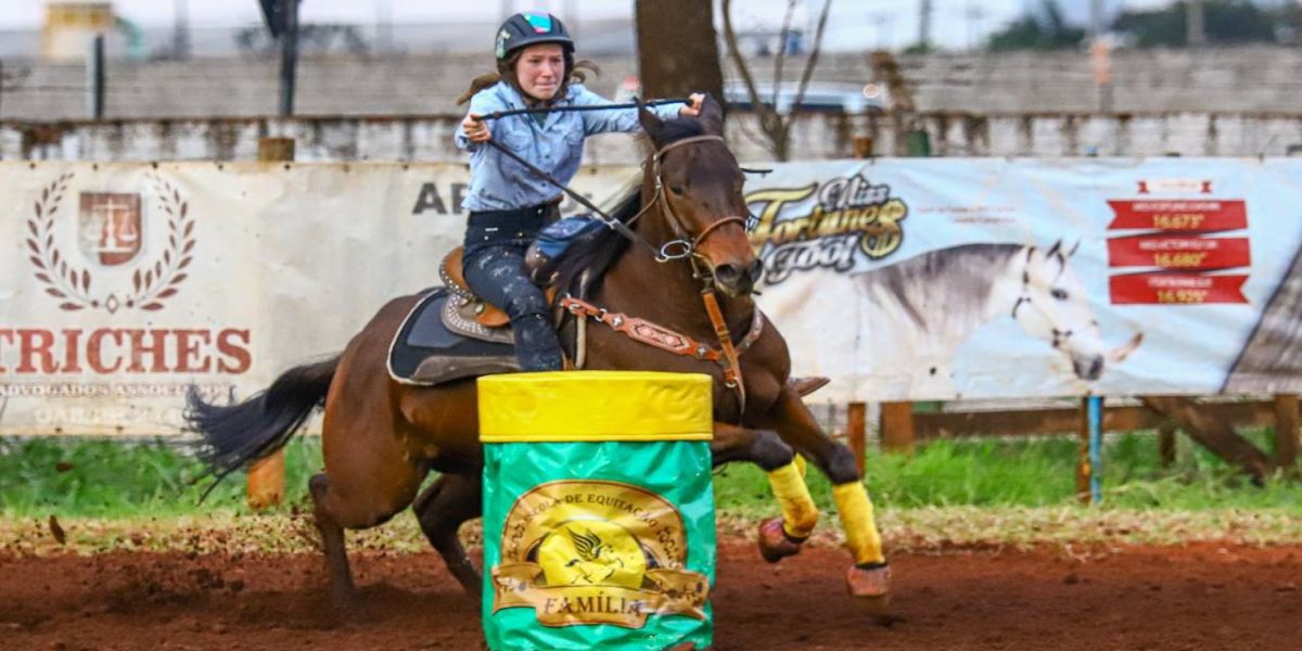 Fim de semana com provas Três Tambores na Expovel