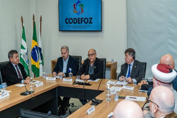 Codefoz reforça união pelo desenvolvimento de Foz em eleição da nova diretoria