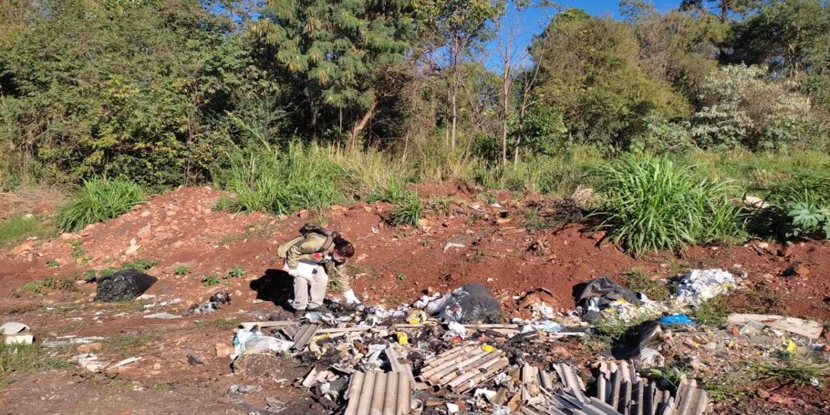 Multa mais rigorosa para proprietários que mantêm lotes sujos já está valendo