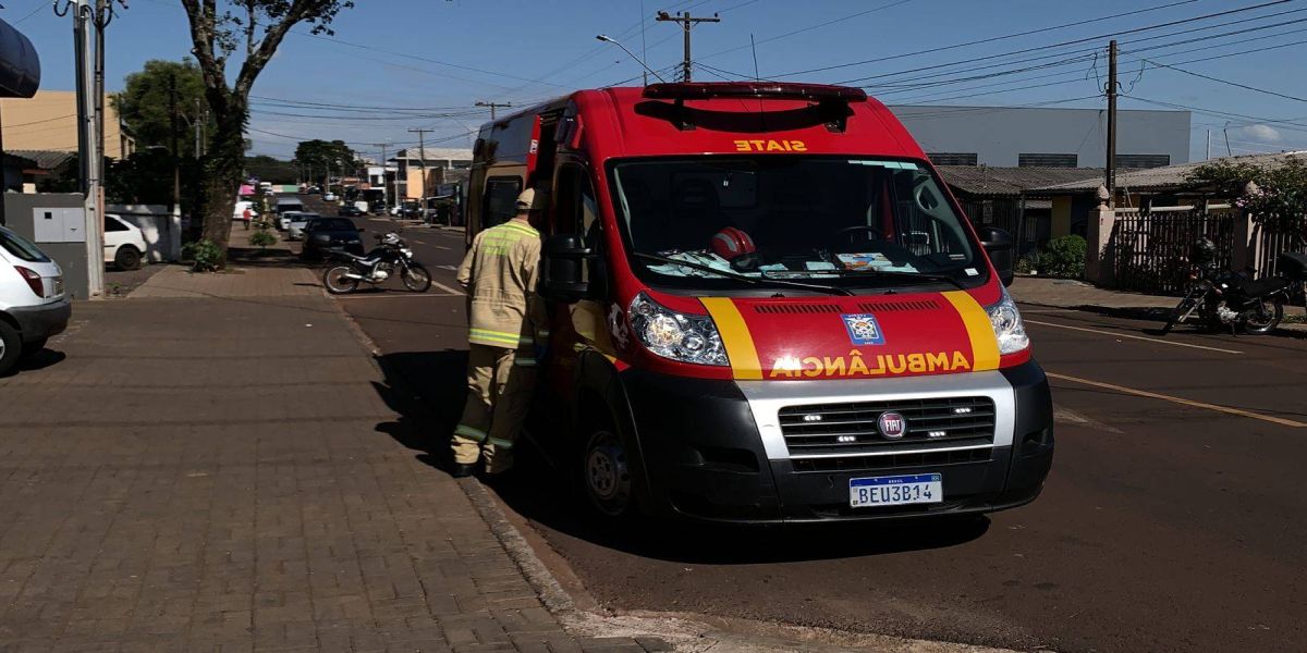 Mulher de 33 anos passa mal após colisão traseira na Av. Interlagos em Cascavel