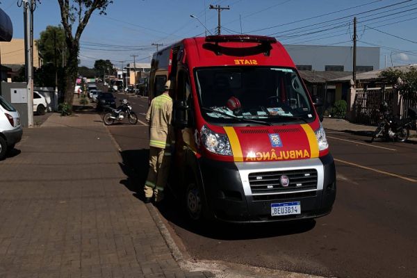 Imagem referente a notícia: Mulher de 33 anos passa mal após colisão traseira na Av. Interlagos em Cascavel