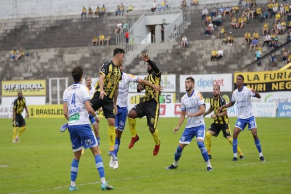FC Cascavel é derrotado pelo Aimoré no Olímpico Regional