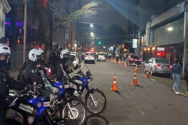 Condutor embriagado foge da blitz, é alcançado pela GM e receberá mais de R$ 5,6 mil em multas