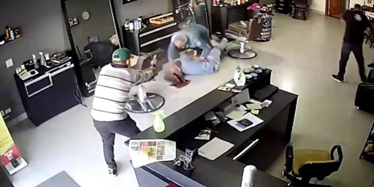 Barbeiro e cliente são mortos a tiros no noroeste do Paraná; Imagens Fortes