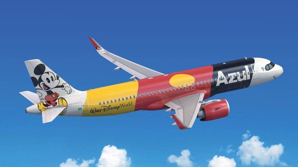 Avião do Mickey faz voo inaugural de Cascavel-Porto Seguro neste sábado (2)