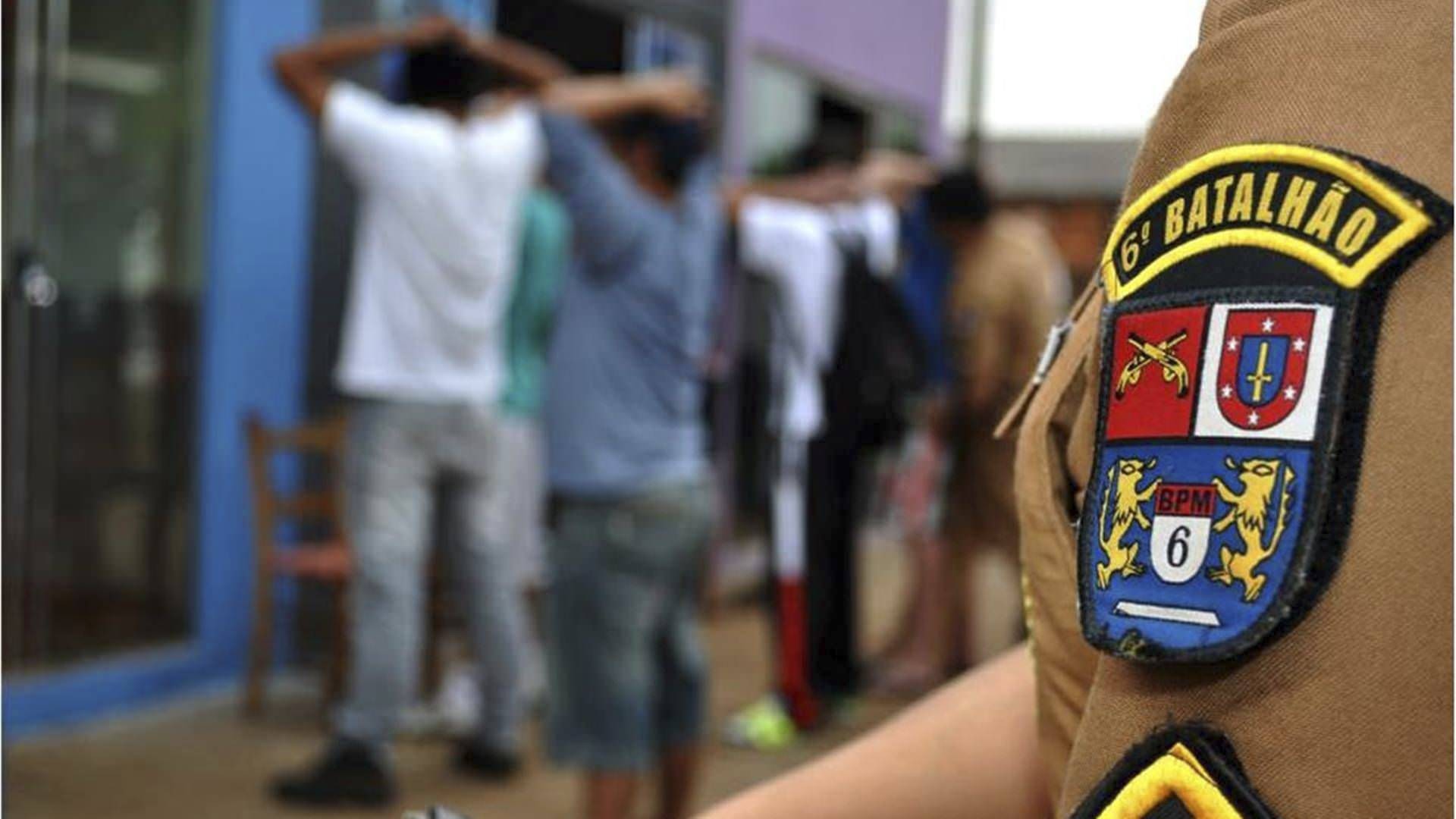 Operação Saturação da Polícia Militar aborda mais de 40 pessoas em situação de rua em Cascavel