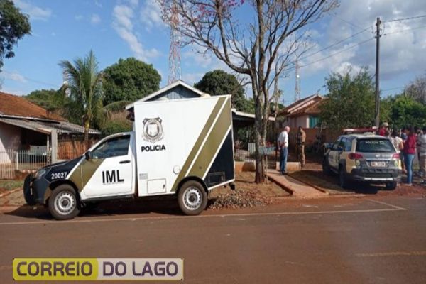 Homem mata esposa a facadas em São José das Palmeiras