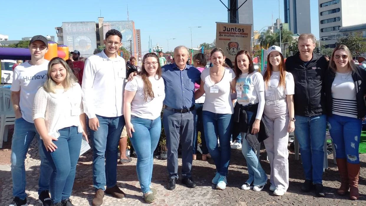 Foto relacionada a notícia: Coopavel exercita e estimula a prática solidária