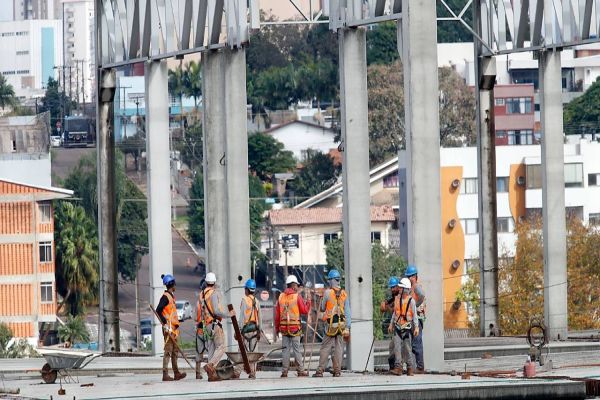 Uma cidade que não para: Cascavel tem 3.262 construções em andamento