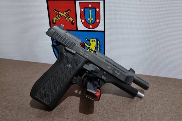 Imagem referente a notícia: Jovem de 18 anos mata o próprio pai a tiros em Palotina