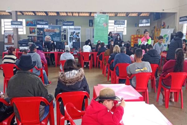 Governo no Território: Assistência Social realiza serviço de atualização e cadastro do CadÚnico