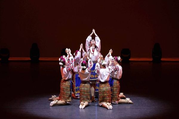 Cascavel terá espetáculo "Tributo à Ucrânia" e bilheteria será destinada a refugiados da guerra