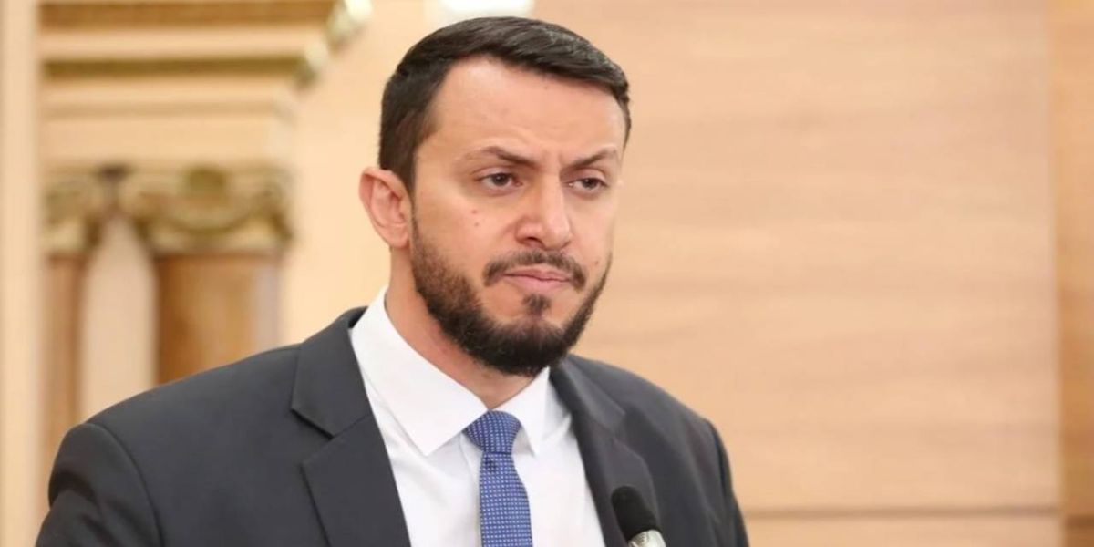 Matheus Laiola, ex-delegado da Polícia Civil é alvo de operação do Gaeco por suspeita de propina