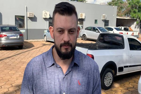Imagem referente a notícia: DH fala sobre a prisão de Adinei Rotta, acusado de matar Gabriel Baiça em fila de drive-thru