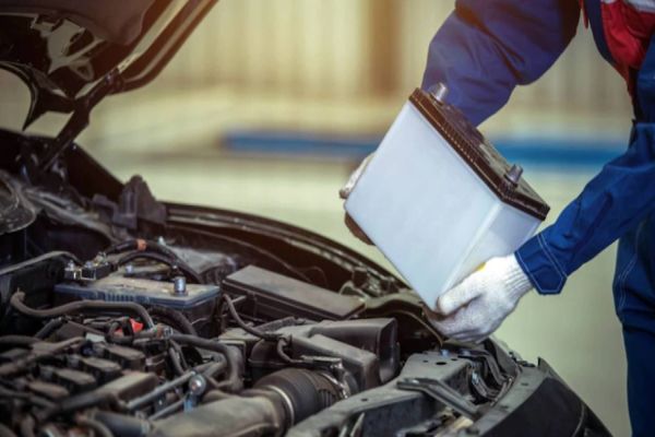 Bateria de veículo deve ter indicativo de carga, estabelece projeto aprovado na ALEP