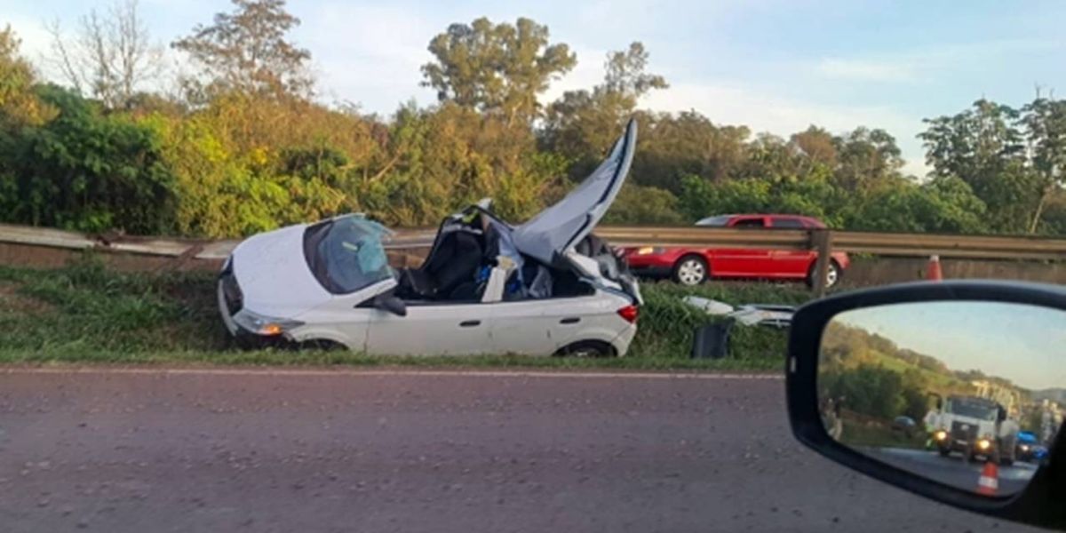 Uma pessoa morre e outras duas ficam encarceradas em grave acidente de trânsito na BR-277