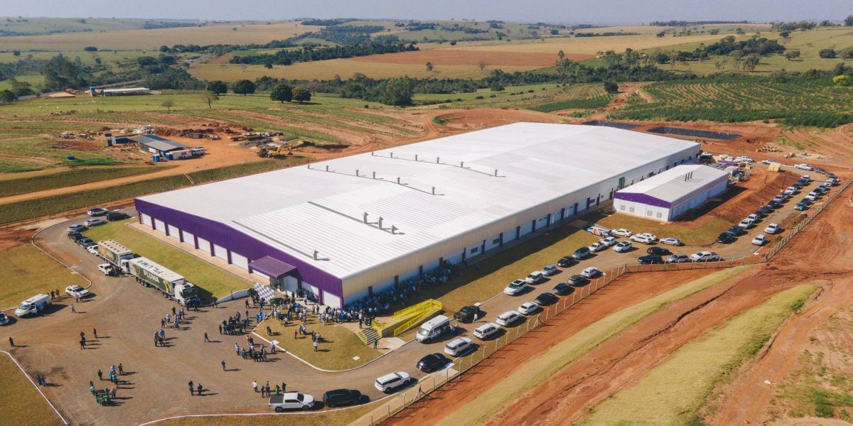 Incubatório de ovos e frigorífico de frangos da Levo Alimentos são inaugurados em Iporã