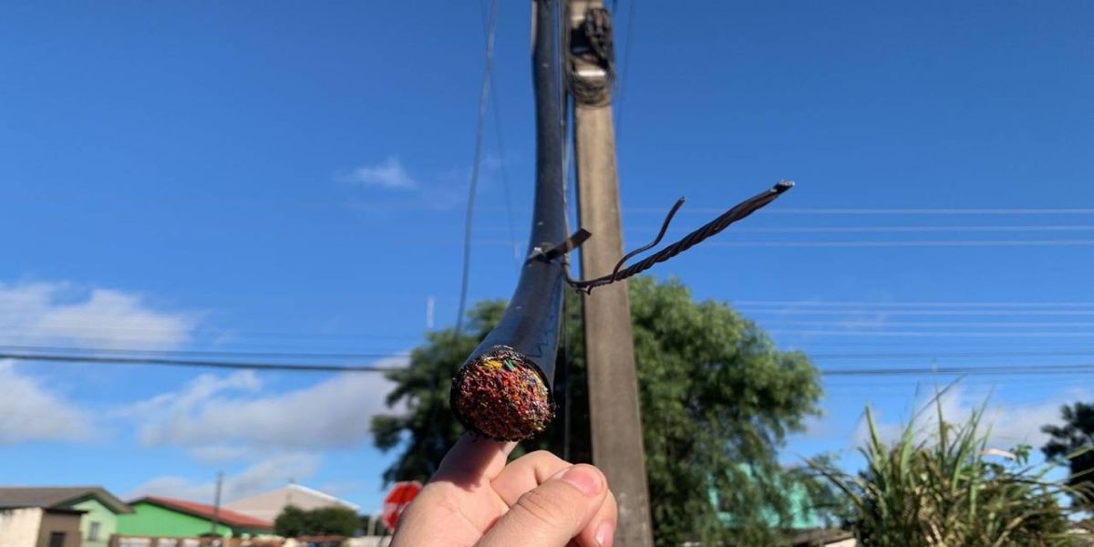 Ratos dos Fios ataca novamente, no Bairro Periolo em Cascavel