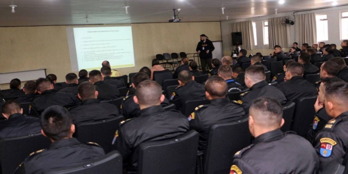 2,6 mil aprovados em concurso da PM passam pelo Curso de Formação de Praças em 24 cidades do Paraná