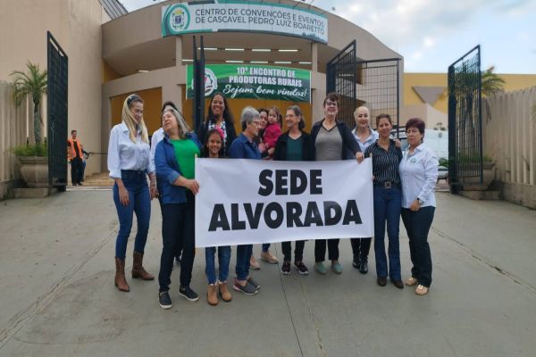 Acontece no Centro de Convenções e Eventos de Cascavel, o 10° Encontro de Produtoras Rurais