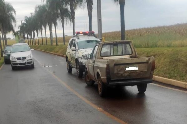 Operação Águia recupera veículos furtados, prende criminosos e leva segurança aos bairros