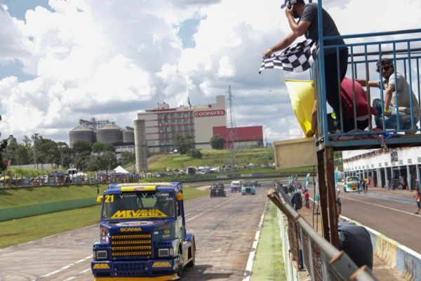 Fórmula Truck inicia sexta-feira programação da etapa de Cascavel