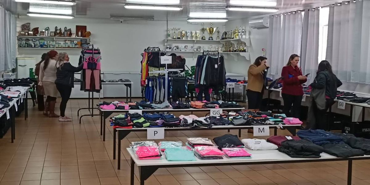 Mega Feirão de Moda Fitness na APAE de Cascavel