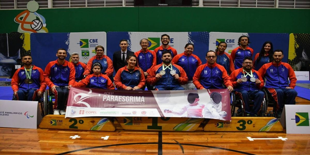 Paraesgrima do Paraná conquista 14 medalhas na Copa Brasil