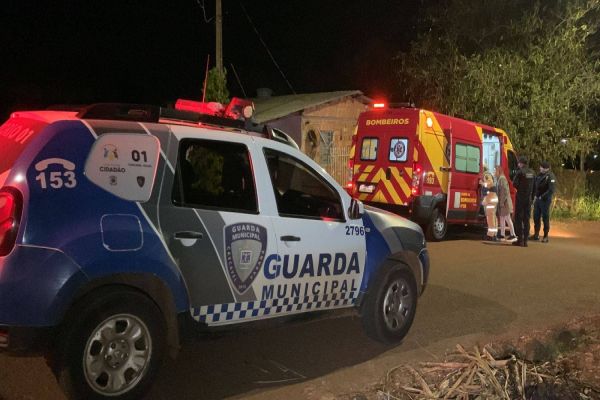 Imagem referente a notícia: Jovem de 24 anos é baleado no ombro no Bairro Cascavel Velho