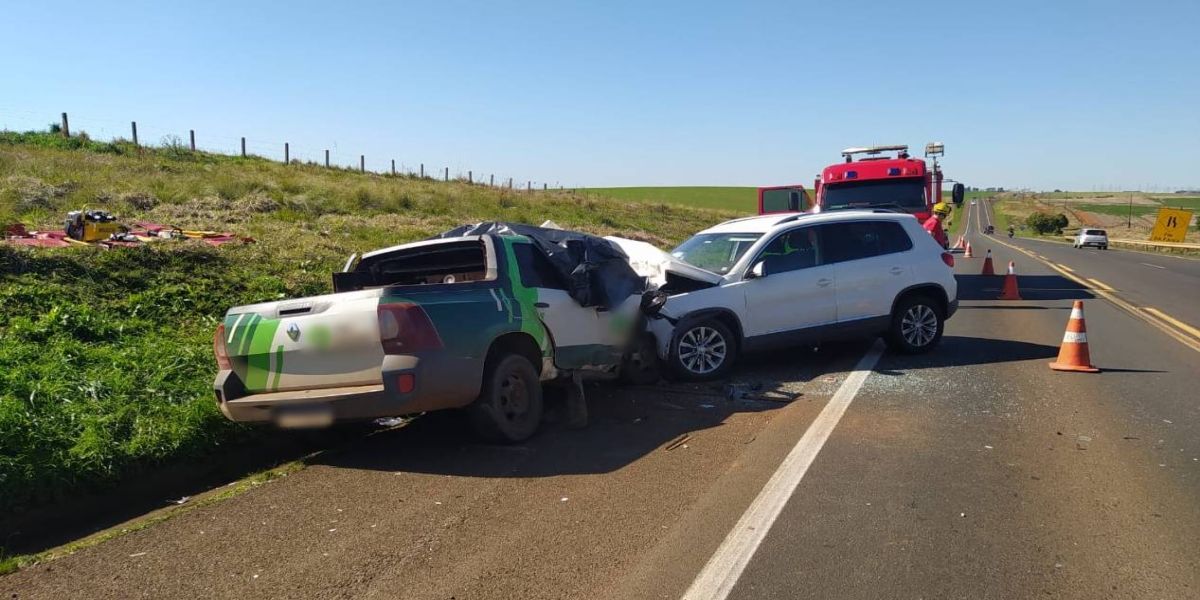 Homem morre após colisão frontal entre três veículos na BR 277, no centro sul do Paraná