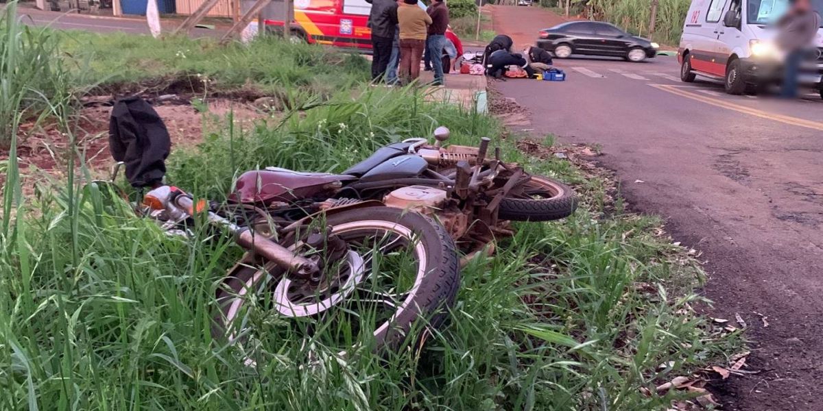 Motociclista fica ferida em colisão de trânsito na Rua Ipanema