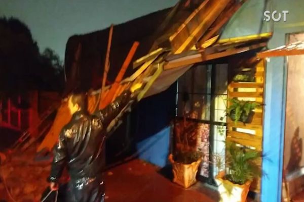 Defesa Civil atende 26 ocorrências de destelhamento em Cascavel