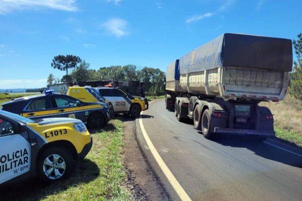 PRF e Polícia Militar evitam saque de carga em Candói
