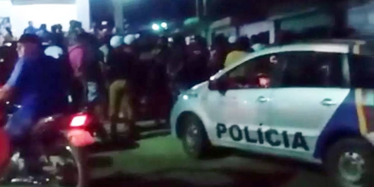 Homem é linchado até a morte após ser encontrado com menina que estava desaparecida