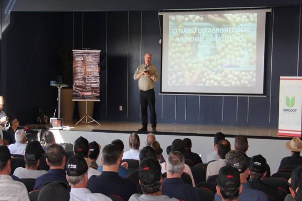 Brasil poderá ser autossuficiente em trigo em três anos, diz Brandalizze