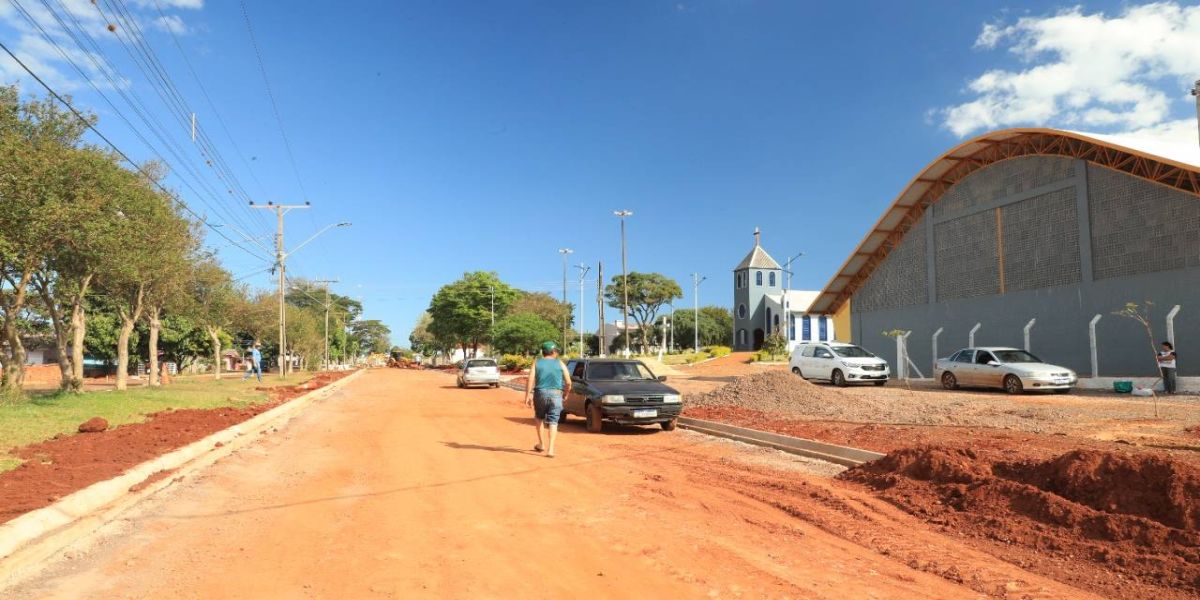 Vias públicas de Juvinópolis ganham asfalto que irão melhorar a qualidade de vida da população