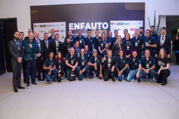 Empresários do setor de serviços automotivos participam da Enfauto
