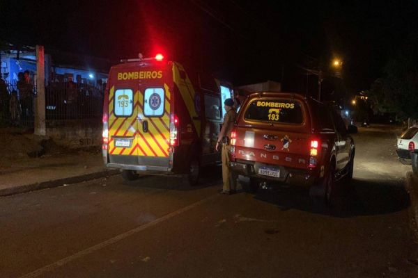 Imagem referente a notícia: Homem é esfaqueado no pescoço no Bairro Interlagos, em Cascavel