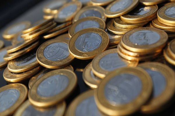 Poupança tem retirada líquida recorde de R$ 22,02 bilhões em agosto