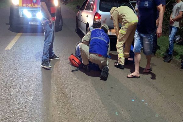 Imagem referente a notícia: Ciclista fica gravemente ferido após colisão na Rua Pedro Baú em Cascavel