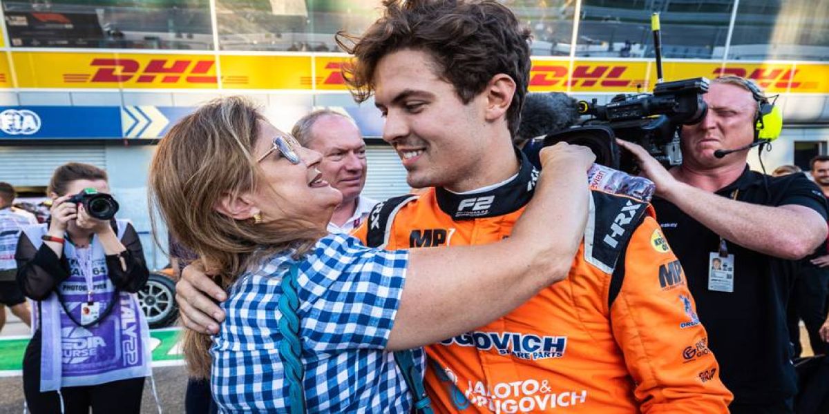 Felipe Drugovich é campeão mundial de Fórmula 2