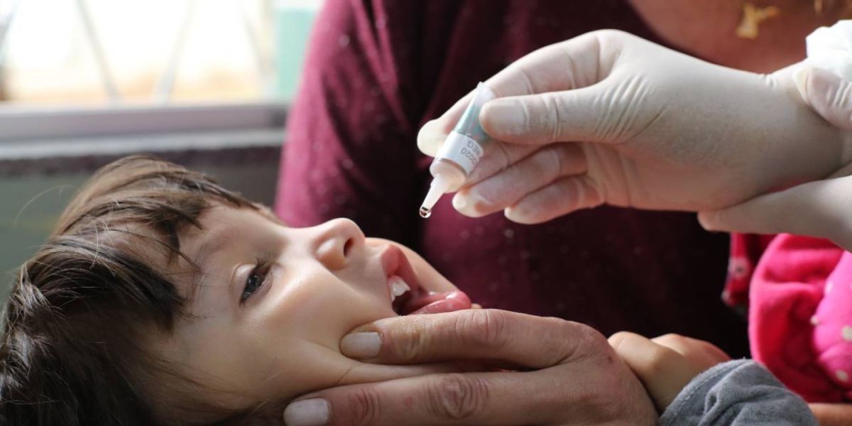 Só uma gotinha: Cascavel promove força-tarefa em Mutirão de Vacinação Contra Pólio