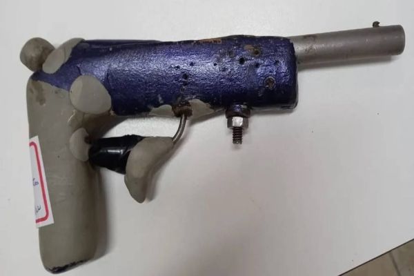 Menina de 6 anos é atingida no tórax por tiro acidental de arma do pai no Paraná