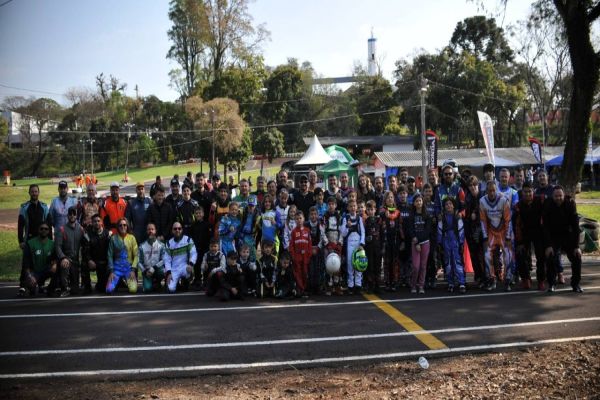 Paranaense de Kart tem boas disputas em Pasto Branco