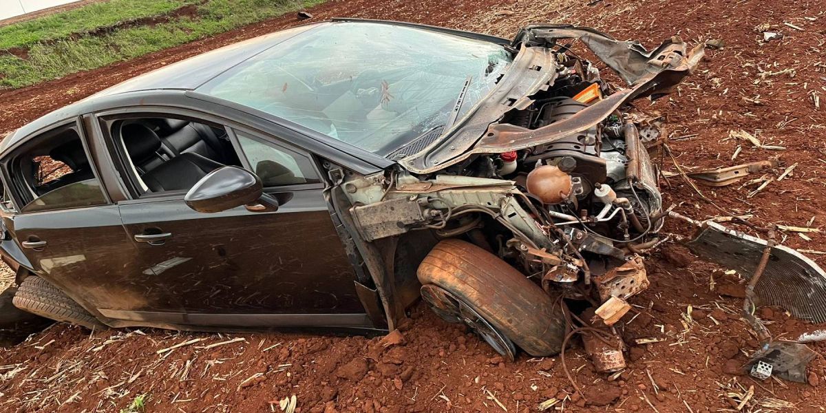 Jovem fica ferido após capotamento é registrado na PR-585 em Toledo