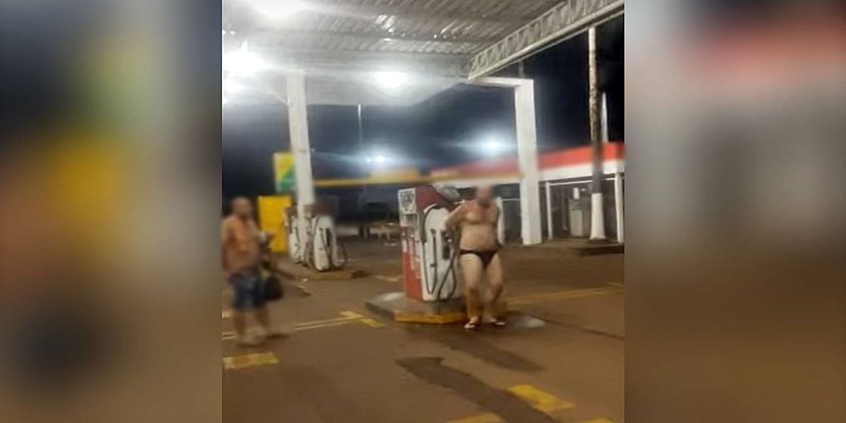 Caminhoneiro toma banho apenas de cueca em torneira de posto em Mato Grosso do Sul; Entenda o caso