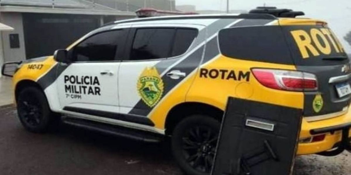 Vizinhos ouvem gritos e acionam a polícia; Casal estava apenas estava namorando